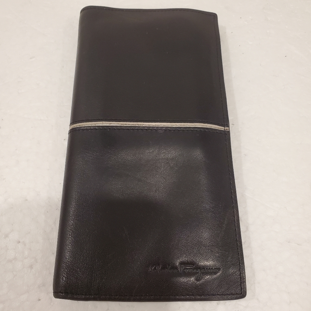 Salvatore Ferragamo  vintage  bifold wallet